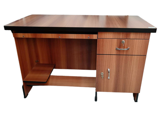 Sturdy Computer Table with Storage & CPU Compartment